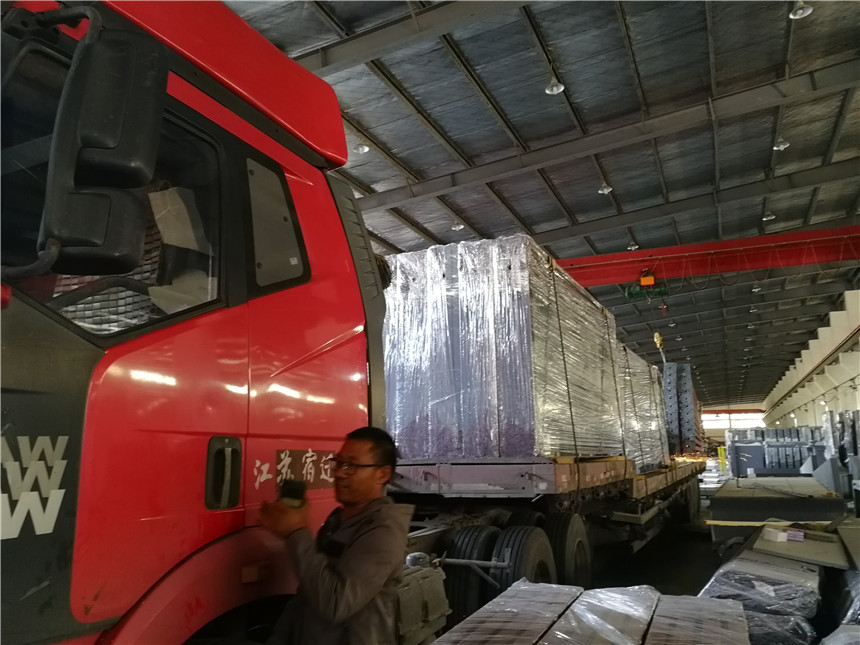 2019.10.15湖北宜昌公交站臺(tái)、候車(chē)亭發(fā)貨