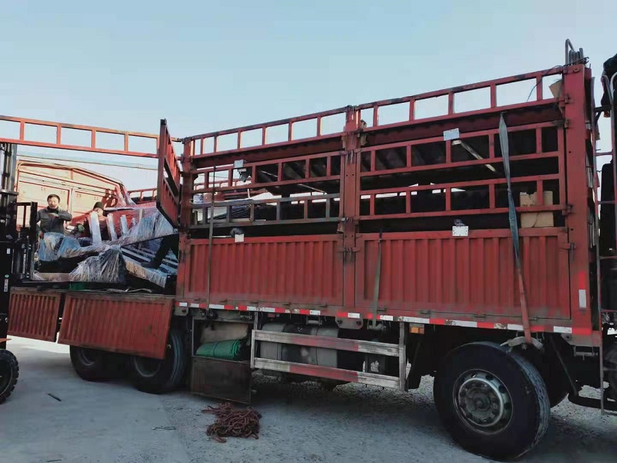 【2021年1月5日】浙江余姚候車亭項目發貨通知